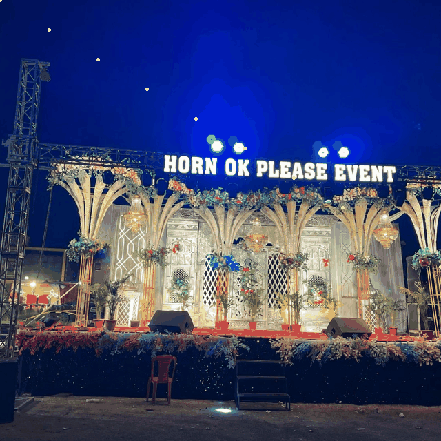 Indian wedding stage by HORN OK PLEASE EVENT